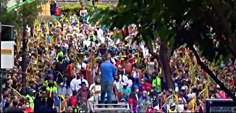 Holy Week Processions Take to the Streets of Costa Rica After Two Years Absence