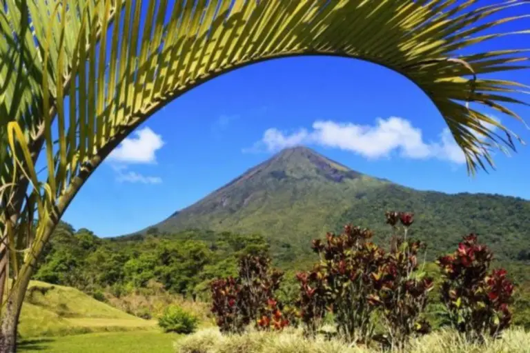 10 Natural Wonders of Costa Rica