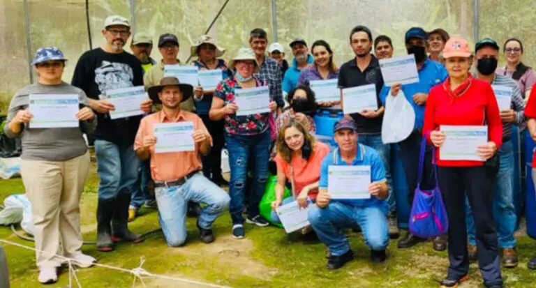 Costa Rican Farmers Learn to Use Natural Inputs for Replacing Agrochemicals