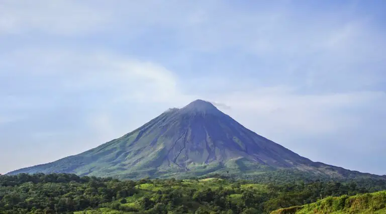 Volcanoes You Can Visit in Costa Rica