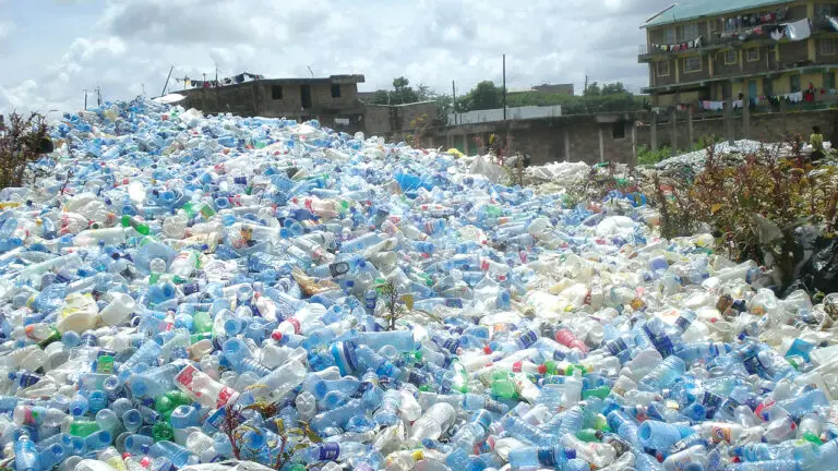 Costa Rica Joins Coalition that Seeks to Limit Plastic