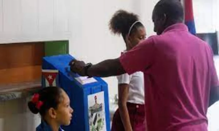 Cuba Legalizes Gay Marriage and Homoparental Adoption in a Historic Referendum