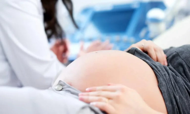 How is Natural Childbirth: Without Drugs or Anesthesia