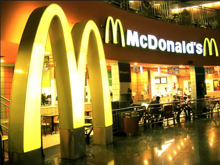 Do Costa Rican Towns Lose Their Identity by Having Franchises like Mcdonalds?