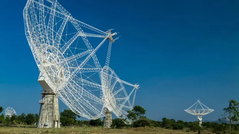 Indian Scientists Capture the Farthest Radio Signal Ever