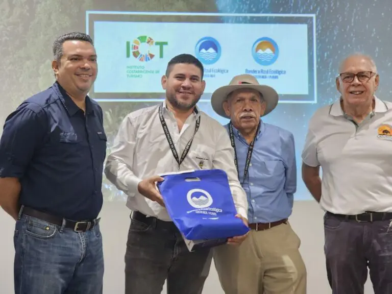 For the Second Year in a Row,Cabuyal Beach Is Awarded with the Ecological Blue Flag