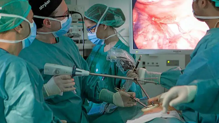 Novel Robotic Surgery Is Performed at Metropolitan Hospital￼