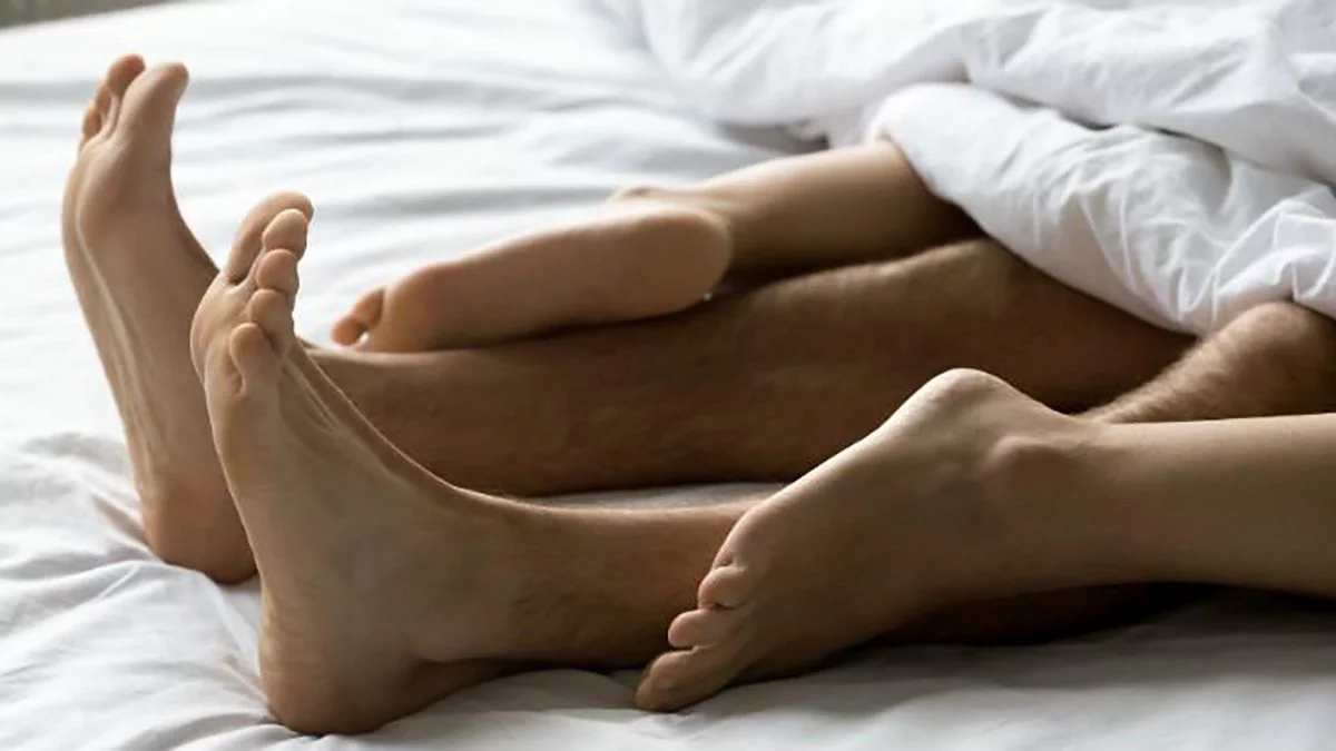 How Many Times Can a Person Have Sex in a Day without Affecting Their Health? - Vimarsana News