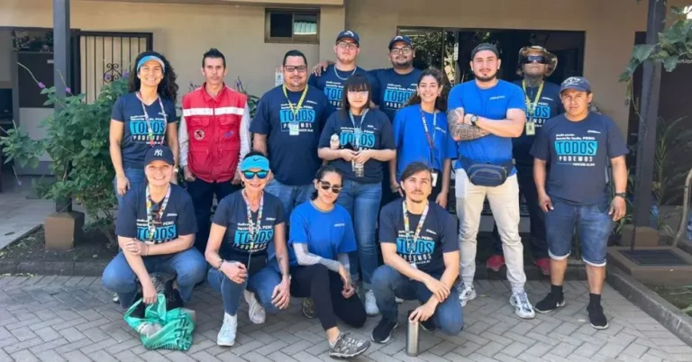 AFZ Volunteers Costa Rica Join the United Nations Plastic-Free Landscape Project