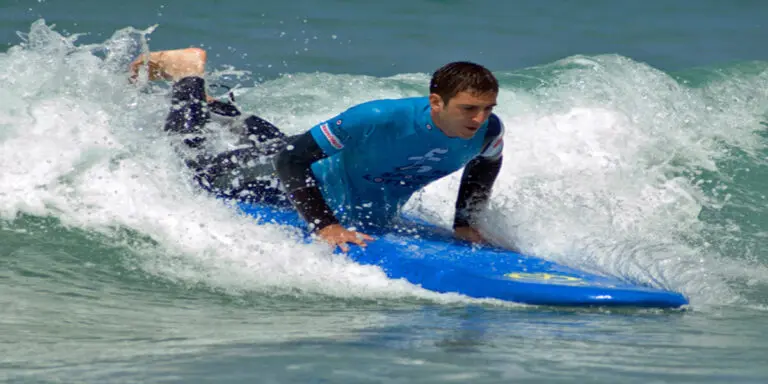 Safety Measures to Take if You’re a Beginner Surfer