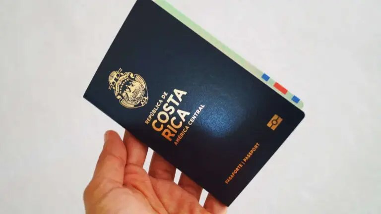 Do You Have It? 750,000 Costa Ricans Already Have a Biometric Passport