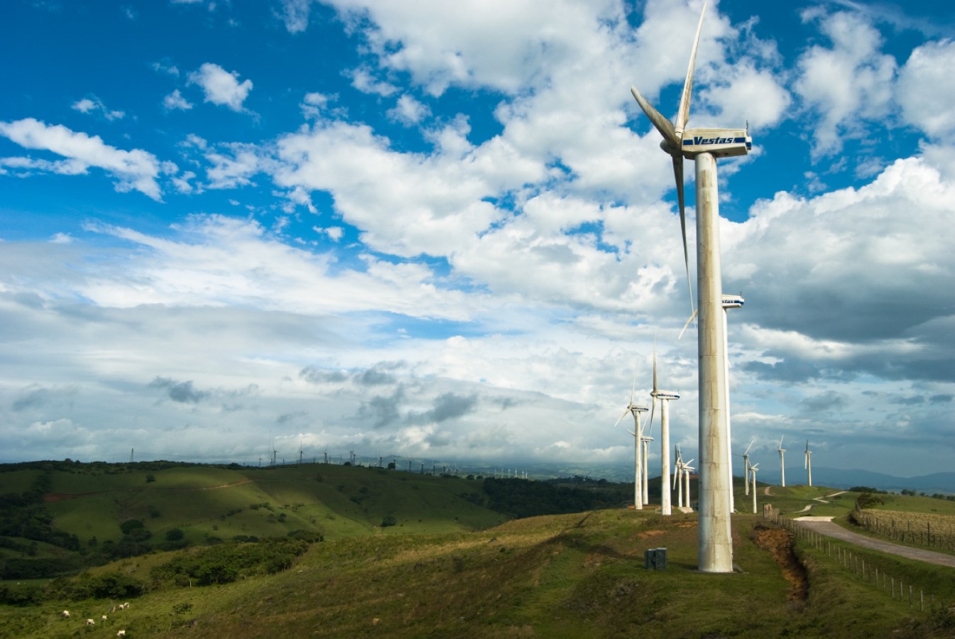 Costa Rica Promotes 412 Megawatts of Solar, Wind and Biomass Projects with an Investment of $539 Million - Vimarsana News