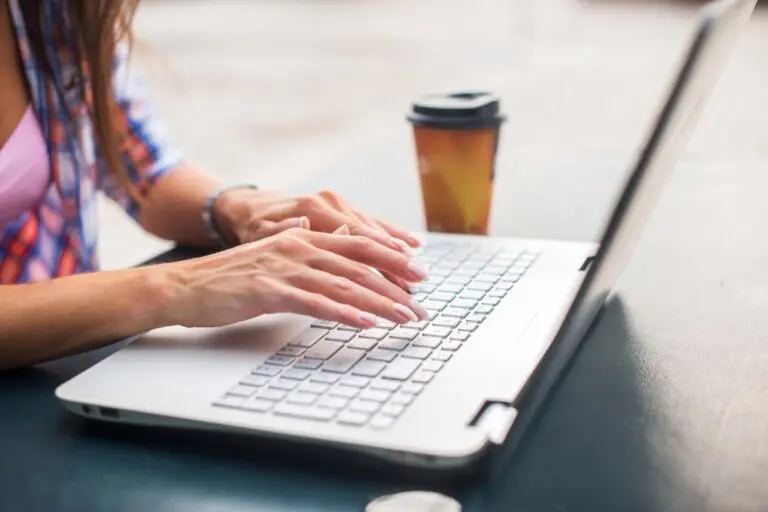 Law Advances That Would Leave Clear Rules for Costa Ricans Who Telework from Abroad