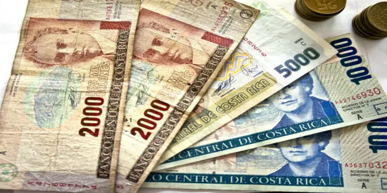 How to Survive a Rock-Bottom Dollar Exchange Rate in Costa Rica