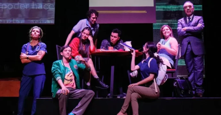 “The Play ‘Dear Evan’, a Deep and Moving Vision of Mental Health”: Silvia Baltodano