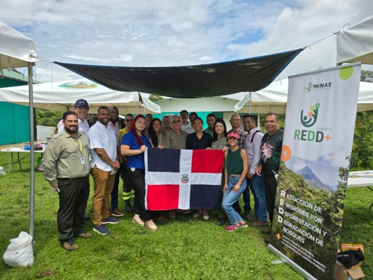 Costa Rica and Dominican Republic Exchange Experiences to Protect Biodiversity in Biological Corridors