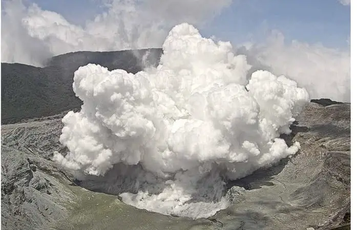 Poás Volcano Eruptions Currently Continue Very Active