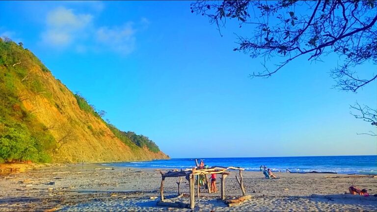 Playa Barrigona: A Secluded Paradise on Costa Rica’s Nicoya Peninsula