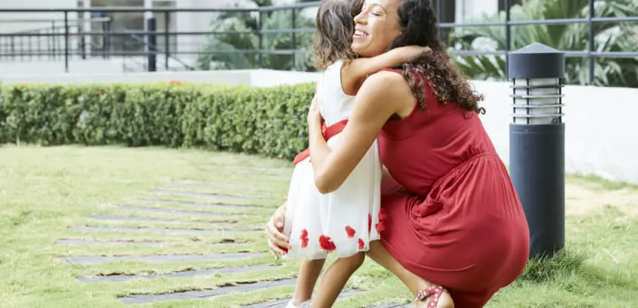Today’s Costa Rican Mother: Family-oriented, Healthy, and Tech-Savvy, According to a Study