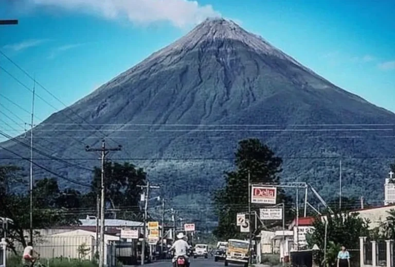 Costa Rica in the 1970s: The Golden Age of the Welfare State and Seeds of Change