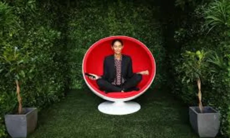 How Mindfulness Can Guide You Through Life’s Toughest Moments