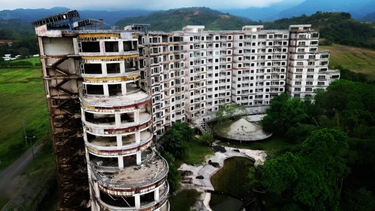 Sonesta Jacó: The Unfinished Project That Defies Costa Rican Time
