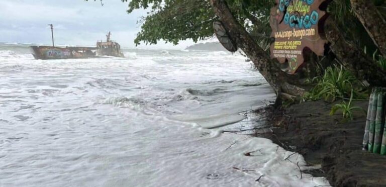 High Waves Put the Caribbean On Alert Again and Accelerate Beach Erosion