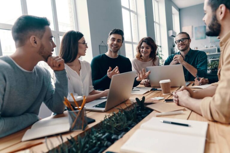 The Seven Trends Redefining Corporate Benefits in Latin America