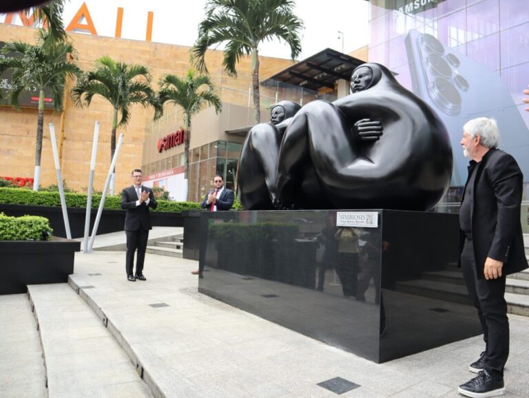 Art as an Encounter: Jorge Jiménez Deredia’s Monumental Sculptures Arrive at City Mall, Costa Rica