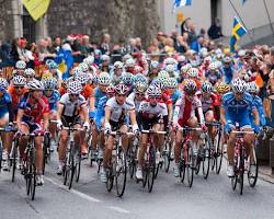 From Classrooms to the Podium: Young Cyclists Target History at Vuelta Femenina 2026